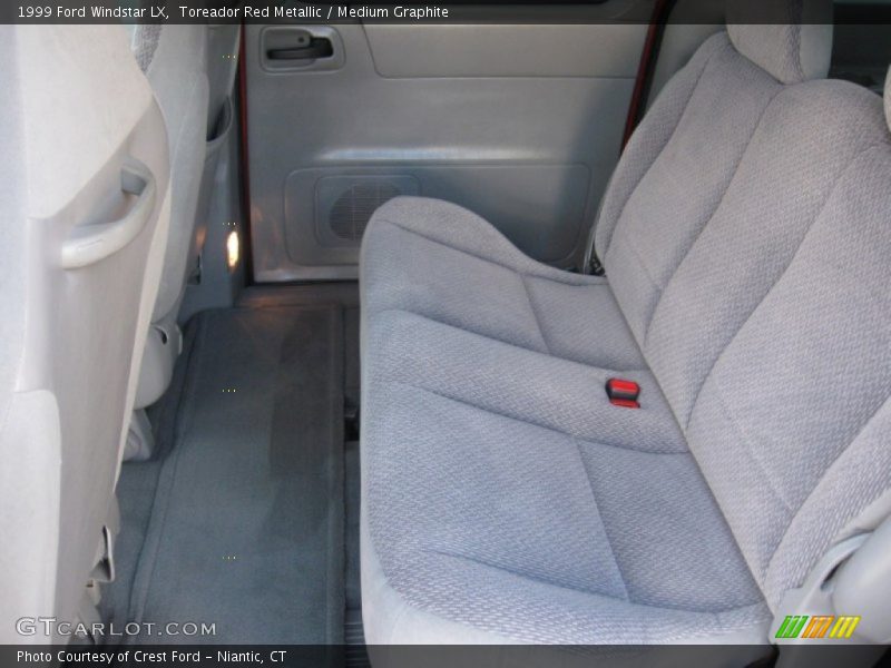 Toreador Red Metallic / Medium Graphite 1999 Ford Windstar LX