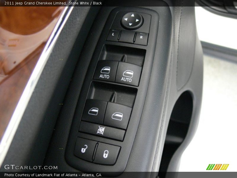 Stone White / Black 2011 Jeep Grand Cherokee Limited
