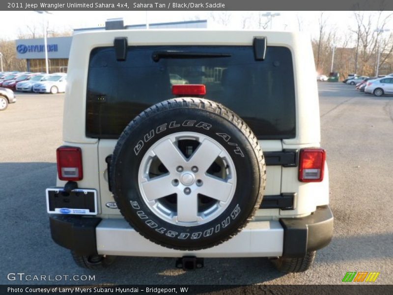 Sahara Tan / Black/Dark Saddle 2011 Jeep Wrangler Unlimited Sahara 4x4