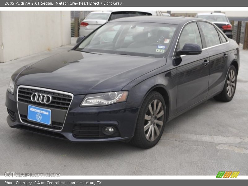 Meteor Grey Pearl Effect / Light Grey 2009 Audi A4 2.0T Sedan