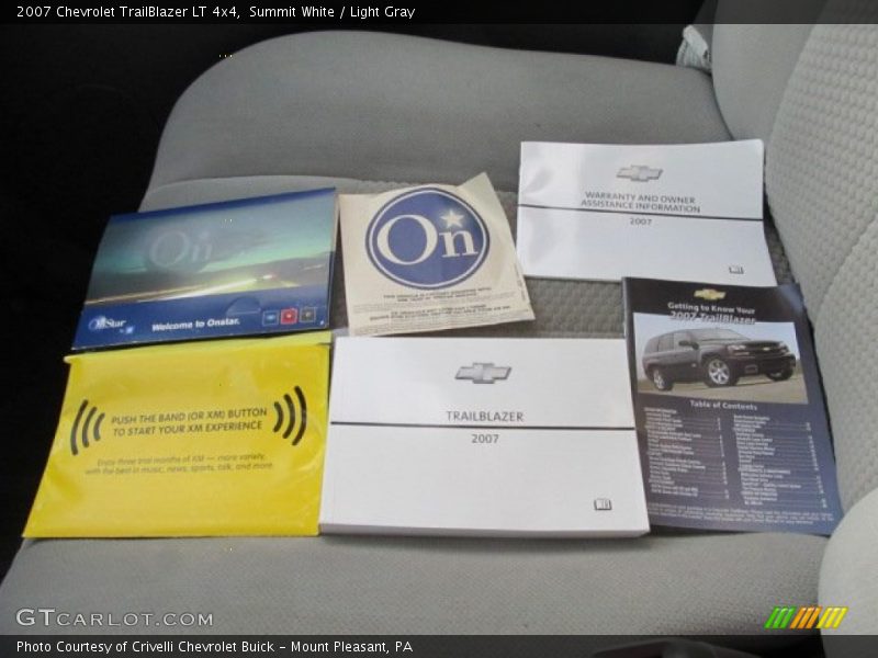 Summit White / Light Gray 2007 Chevrolet TrailBlazer LT 4x4