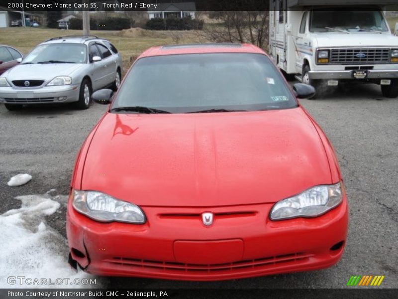 Torch Red / Ebony 2000 Chevrolet Monte Carlo SS