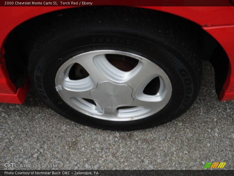 Torch Red / Ebony 2000 Chevrolet Monte Carlo SS