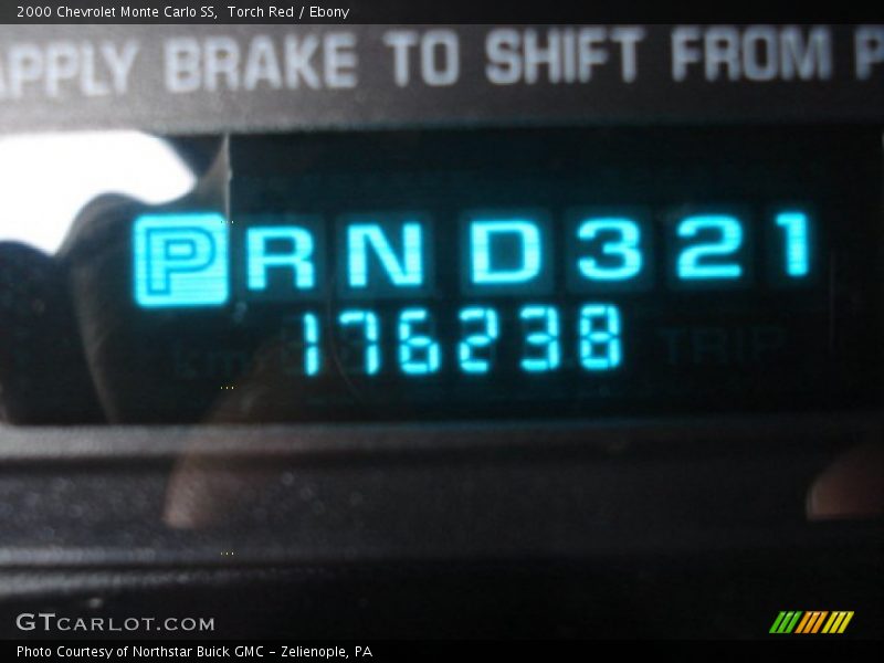 Torch Red / Ebony 2000 Chevrolet Monte Carlo SS