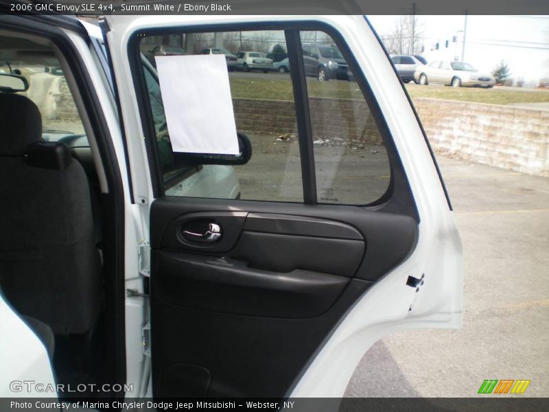 Summit White / Ebony Black 2006 GMC Envoy SLE 4x4