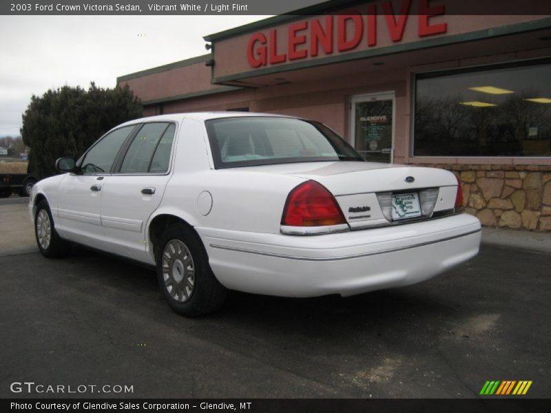 Vibrant White / Light Flint 2003 Ford Crown Victoria Sedan