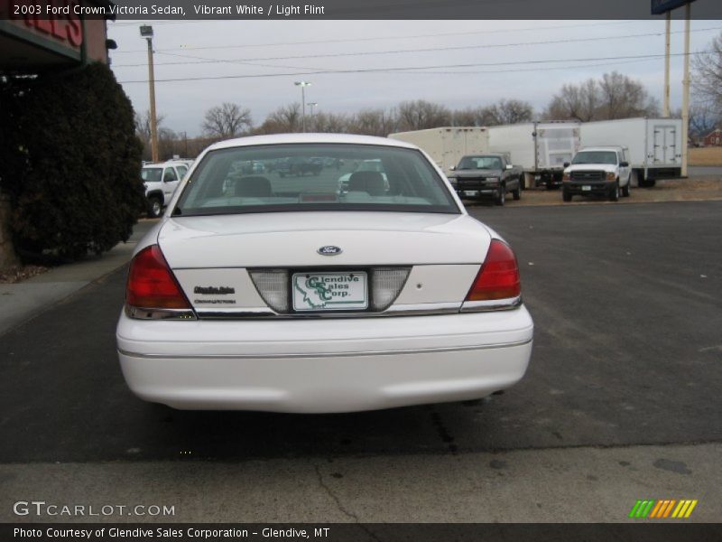 Vibrant White / Light Flint 2003 Ford Crown Victoria Sedan