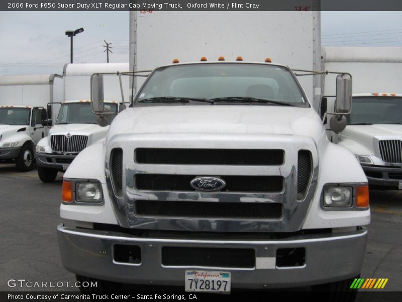 Oxford White / Flint Gray 2006 Ford F650 Super Duty XLT Regular Cab Moving Truck