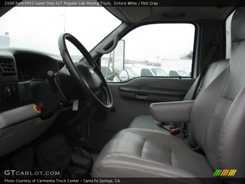 Oxford White / Flint Gray 2006 Ford F650 Super Duty XLT Regular Cab Moving Truck