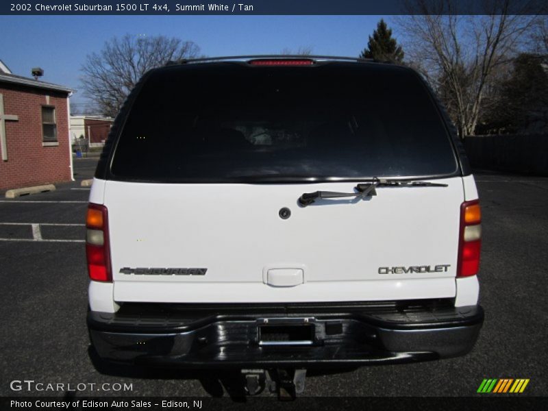 Summit White / Tan 2002 Chevrolet Suburban 1500 LT 4x4