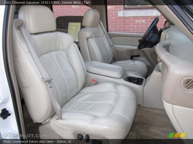 Summit White / Tan 2002 Chevrolet Suburban 1500 LT 4x4