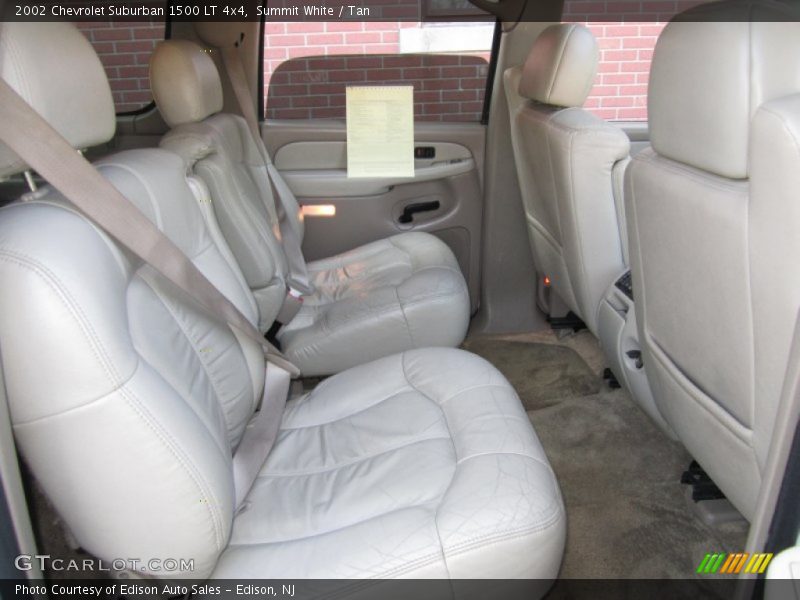 Summit White / Tan 2002 Chevrolet Suburban 1500 LT 4x4