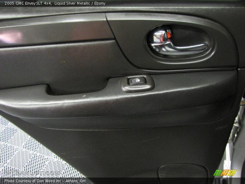 Liquid Silver Metallic / Ebony 2005 GMC Envoy SLT 4x4