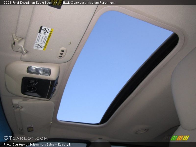 Black Clearcoat / Medium Parchment 2003 Ford Expedition Eddie Bauer 4x4