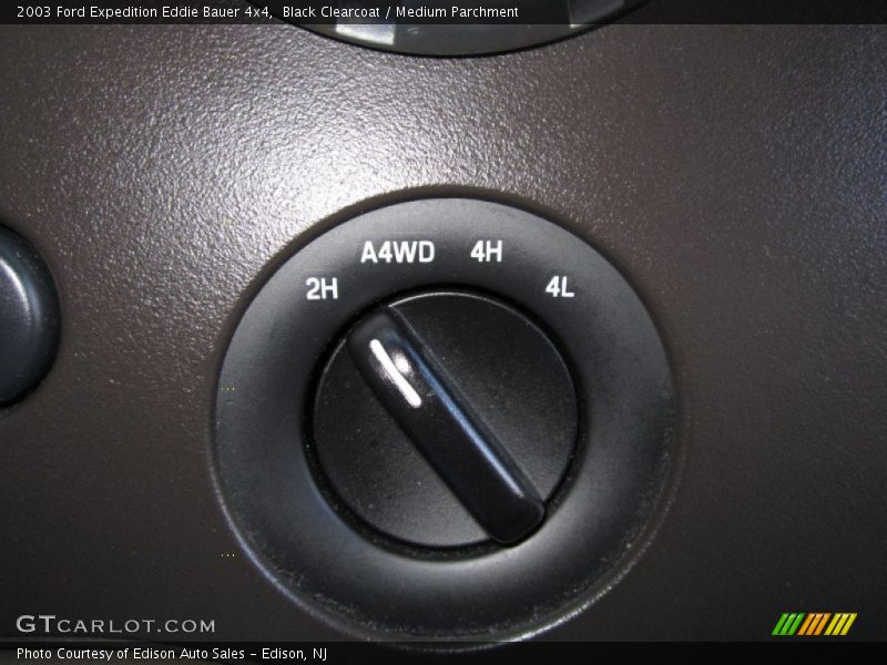 Black Clearcoat / Medium Parchment 2003 Ford Expedition Eddie Bauer 4x4