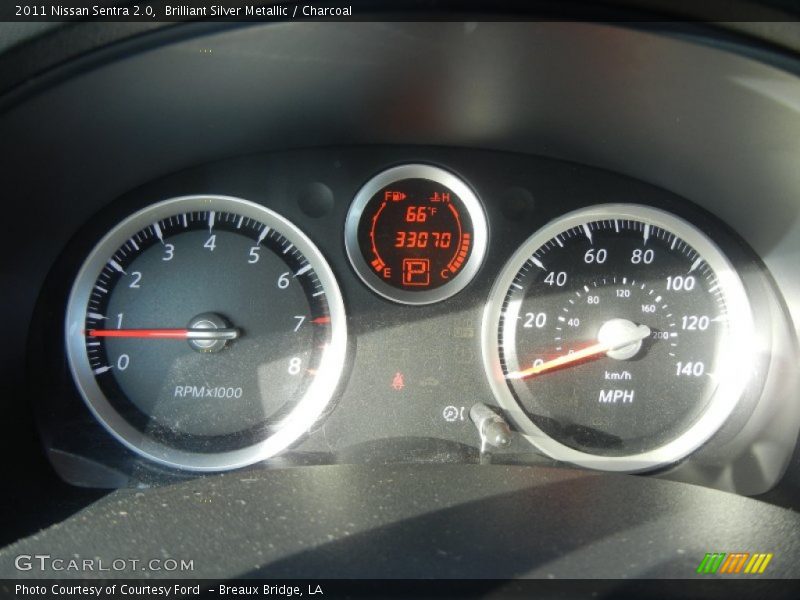 Brilliant Silver Metallic / Charcoal 2011 Nissan Sentra 2.0