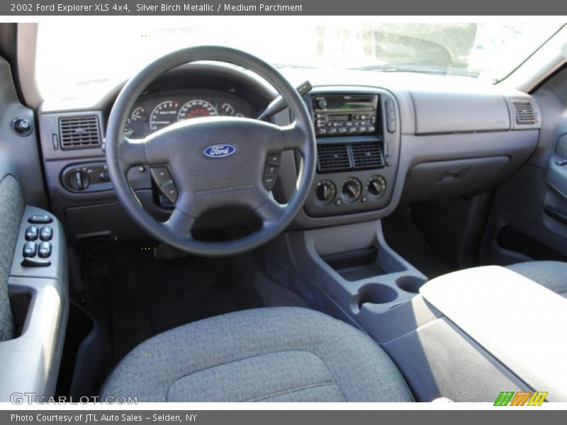 Silver Birch Metallic / Medium Parchment 2002 Ford Explorer XLS 4x4