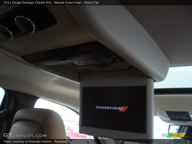 Natural Green Pearl / Black/Tan 2011 Dodge Durango Citadel 4x4