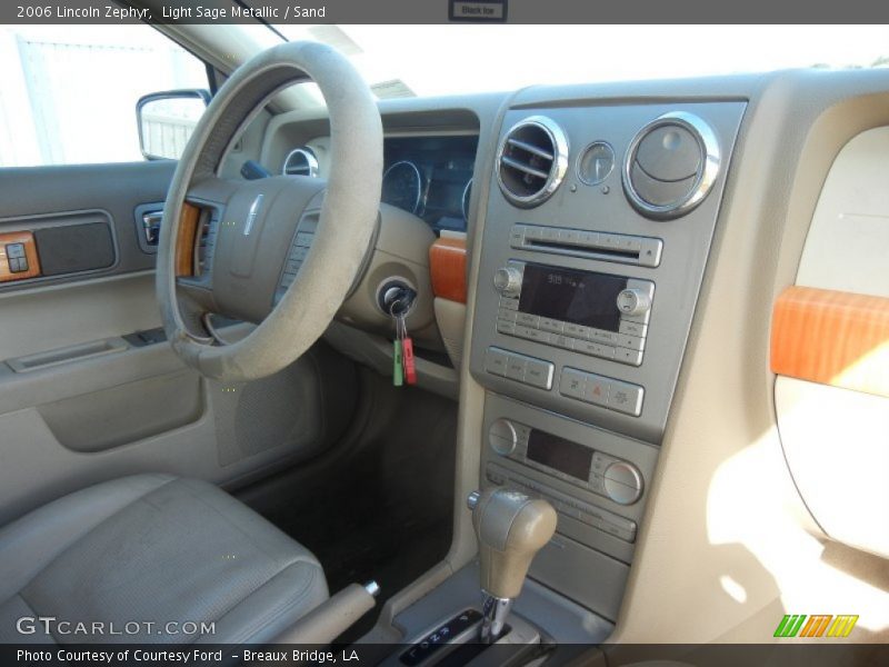 Light Sage Metallic / Sand 2006 Lincoln Zephyr