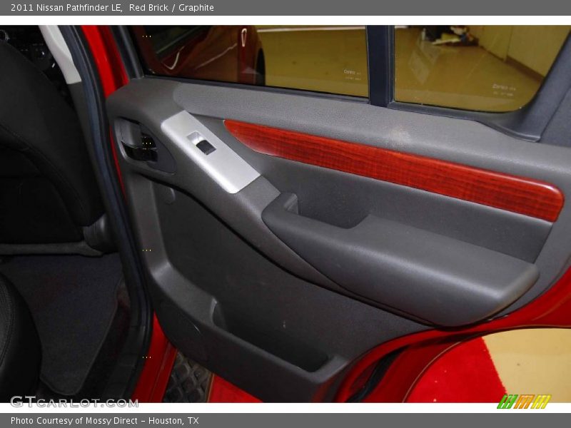 Red Brick / Graphite 2011 Nissan Pathfinder LE