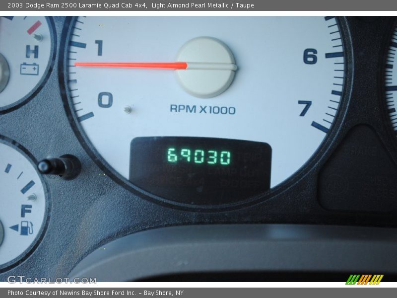 Light Almond Pearl Metallic / Taupe 2003 Dodge Ram 2500 Laramie Quad Cab 4x4