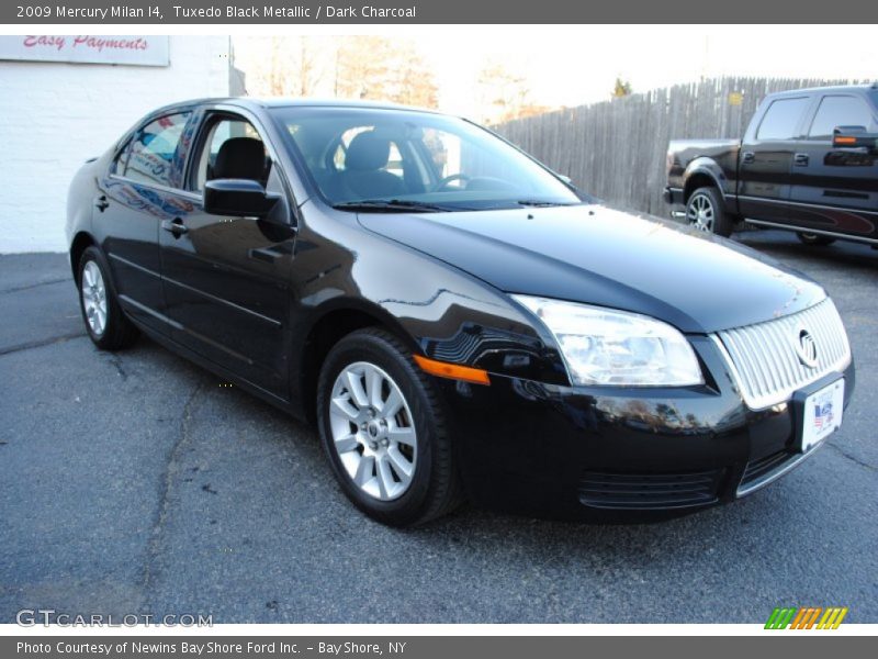 Tuxedo Black Metallic / Dark Charcoal 2009 Mercury Milan I4