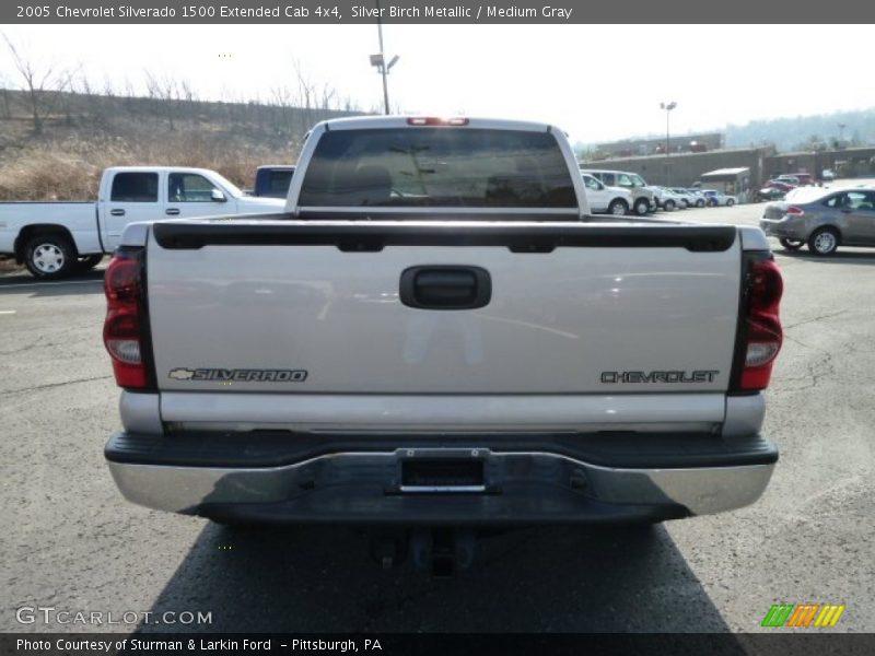 Silver Birch Metallic / Medium Gray 2005 Chevrolet Silverado 1500 Extended Cab 4x4