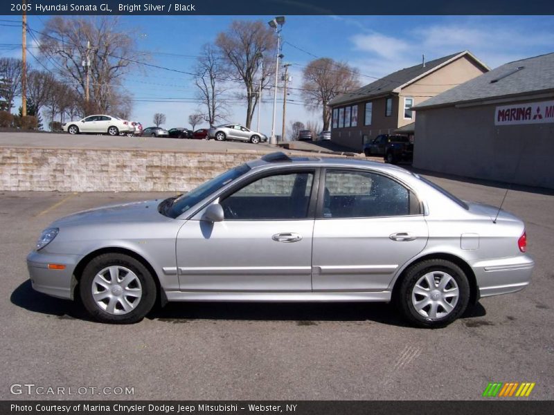 Bright Silver / Black 2005 Hyundai Sonata GL
