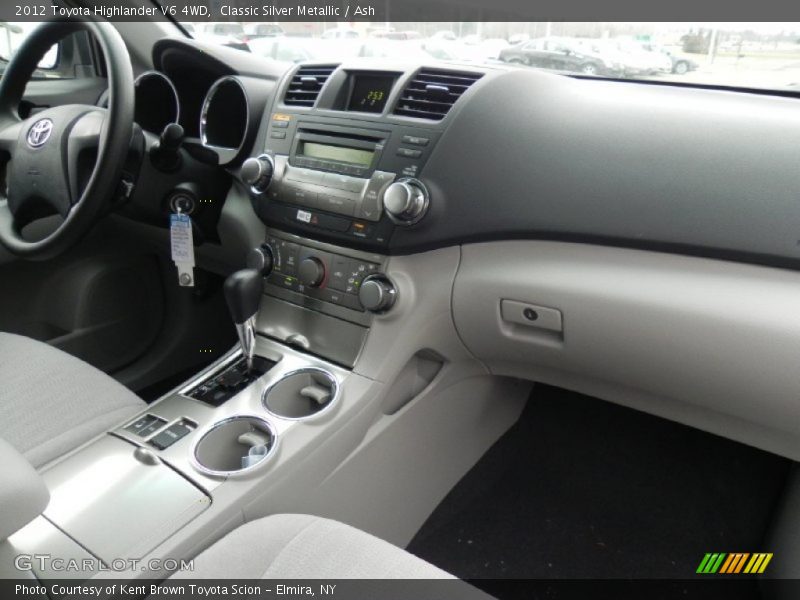 Classic Silver Metallic / Ash 2012 Toyota Highlander V6 4WD