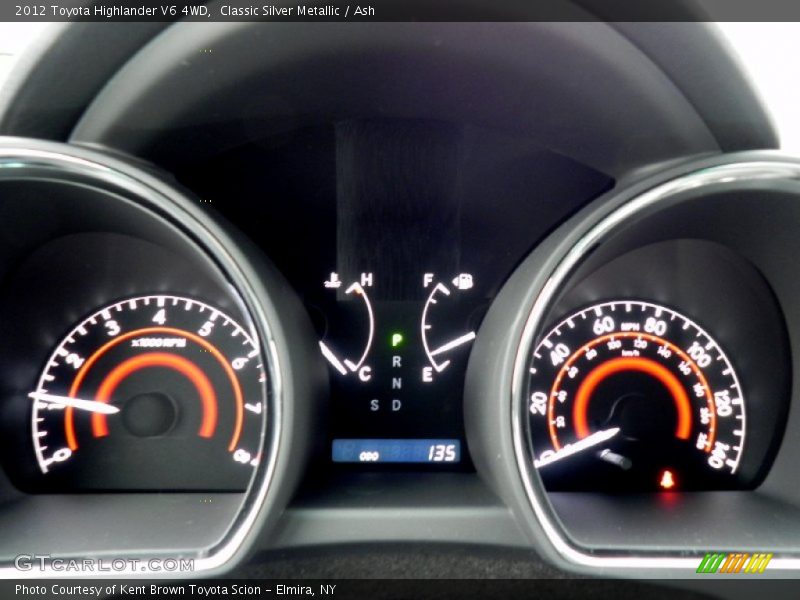 Classic Silver Metallic / Ash 2012 Toyota Highlander V6 4WD