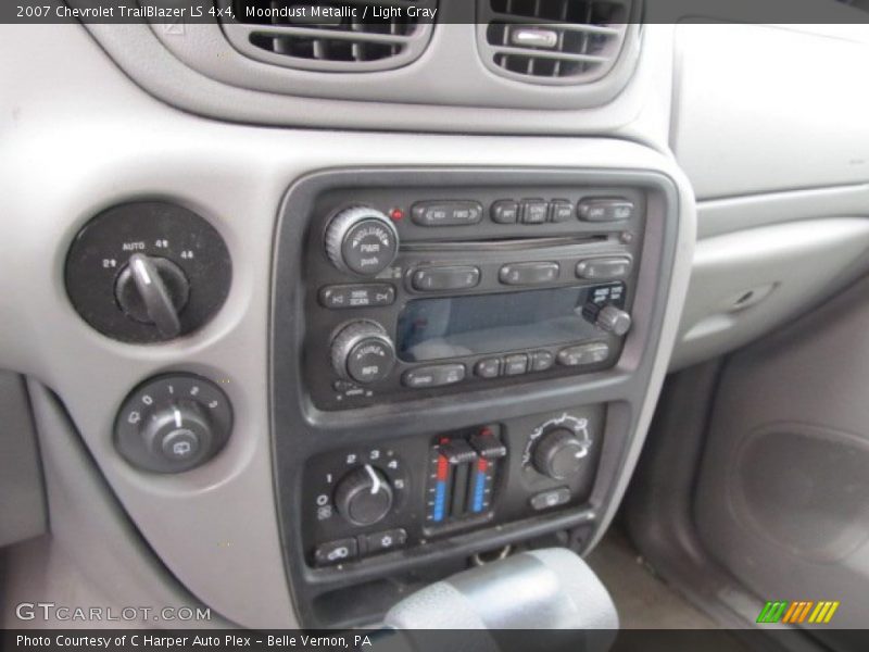 Moondust Metallic / Light Gray 2007 Chevrolet TrailBlazer LS 4x4