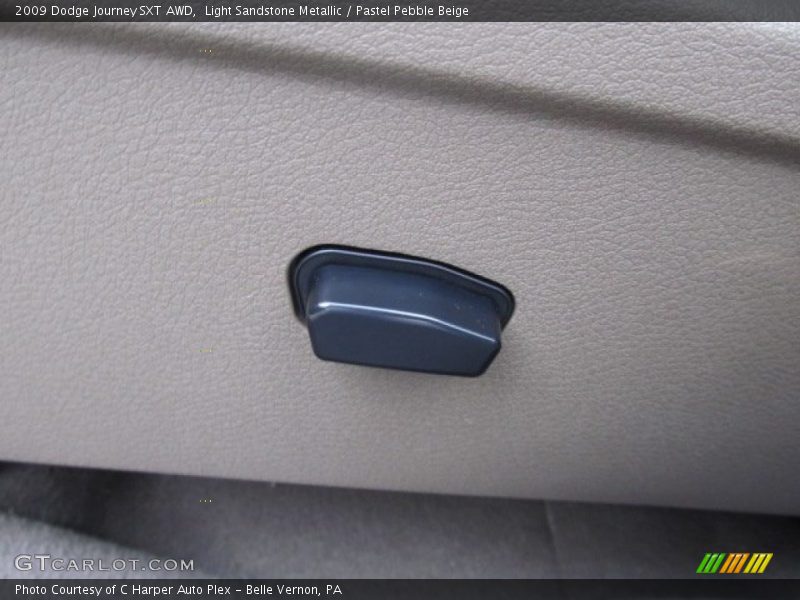 Light Sandstone Metallic / Pastel Pebble Beige 2009 Dodge Journey SXT AWD