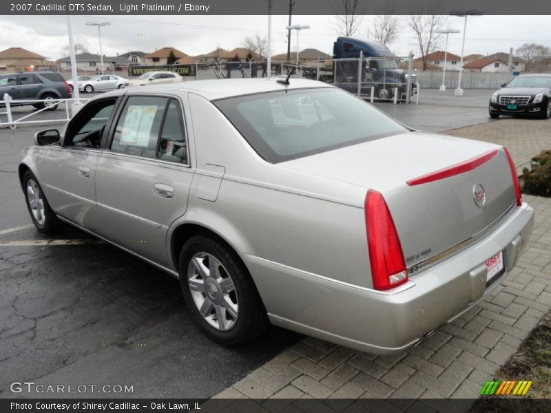 Light Platinum / Ebony 2007 Cadillac DTS Sedan