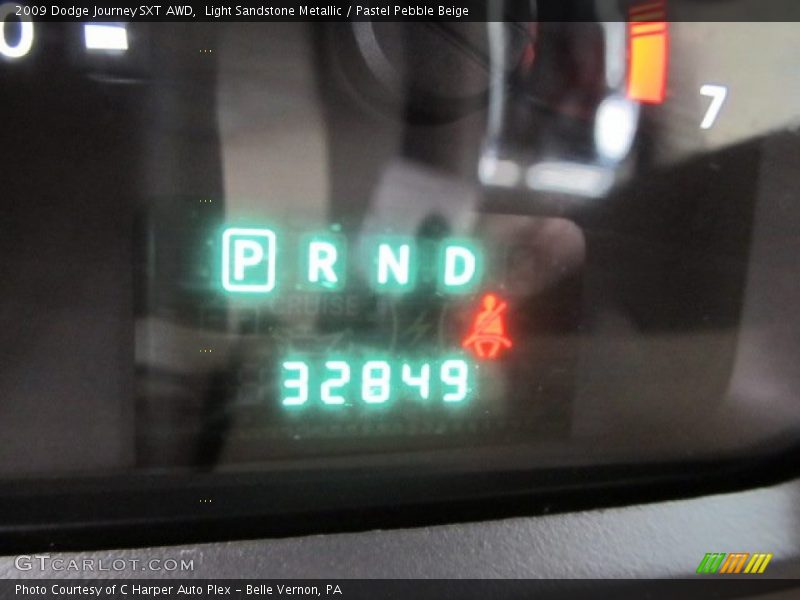 Light Sandstone Metallic / Pastel Pebble Beige 2009 Dodge Journey SXT AWD