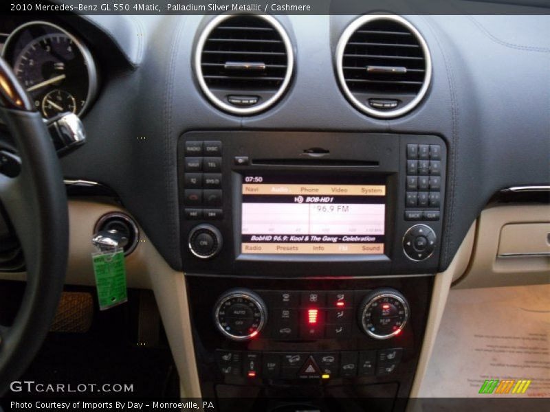 Palladium Silver Metallic / Cashmere 2010 Mercedes-Benz GL 550 4Matic