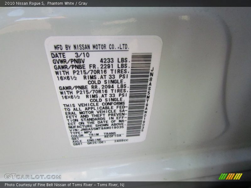 Phantom White / Gray 2010 Nissan Rogue S