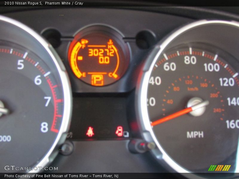 Phantom White / Gray 2010 Nissan Rogue S
