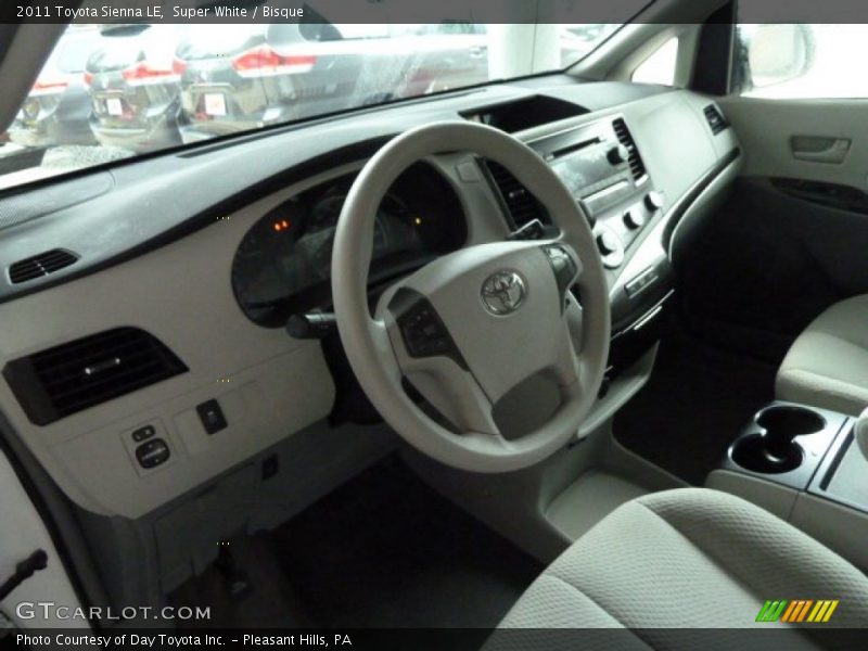 Super White / Bisque 2011 Toyota Sienna LE