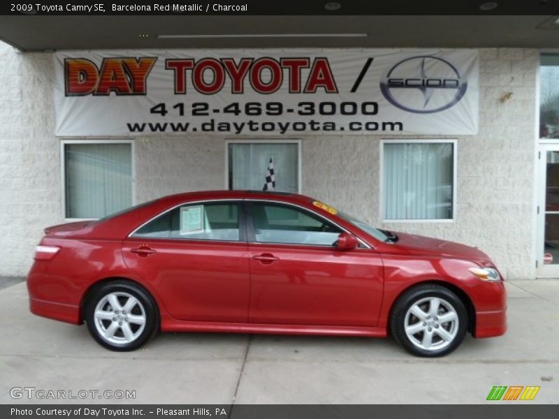 Barcelona Red Metallic / Charcoal 2009 Toyota Camry SE