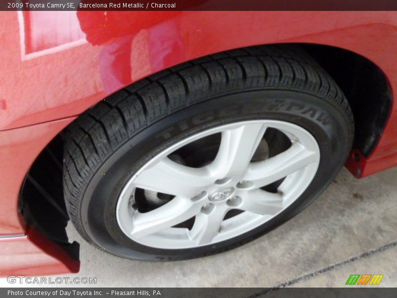 Barcelona Red Metallic / Charcoal 2009 Toyota Camry SE