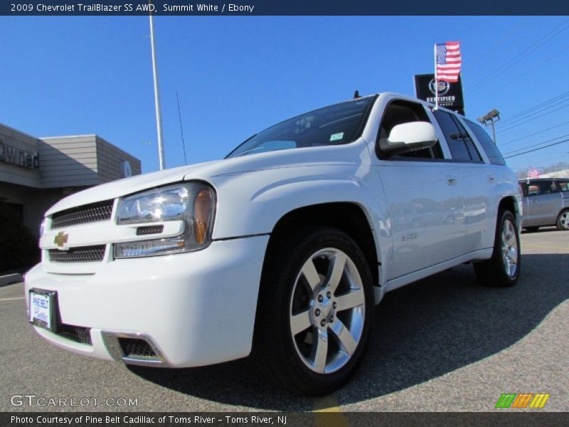 Summit White / Ebony 2009 Chevrolet TrailBlazer SS AWD