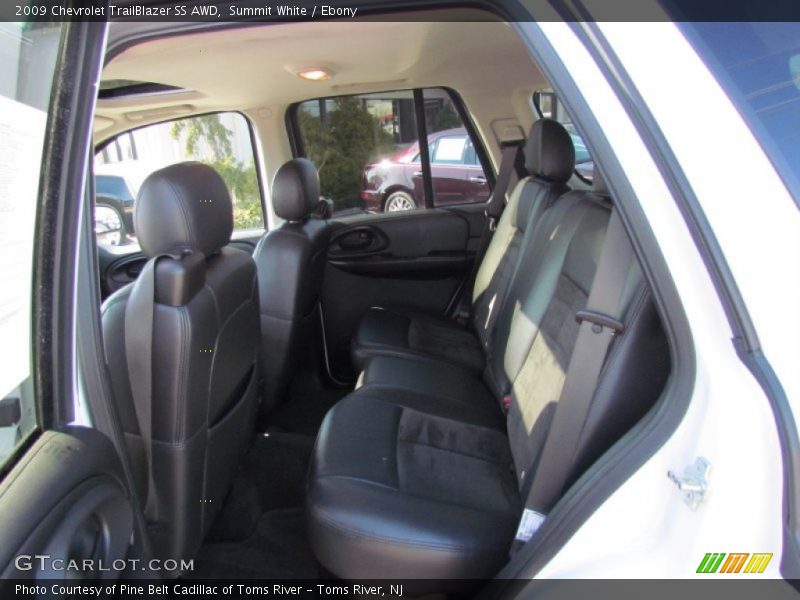 Summit White / Ebony 2009 Chevrolet TrailBlazer SS AWD