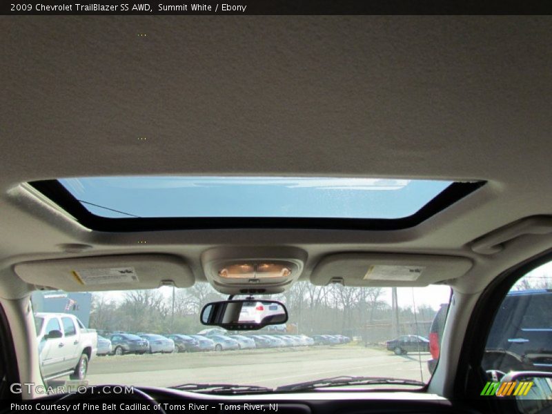Summit White / Ebony 2009 Chevrolet TrailBlazer SS AWD