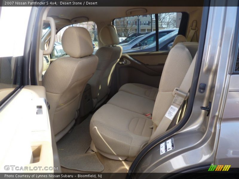 Desert Stone / Desert 2007 Nissan Pathfinder S 4x4