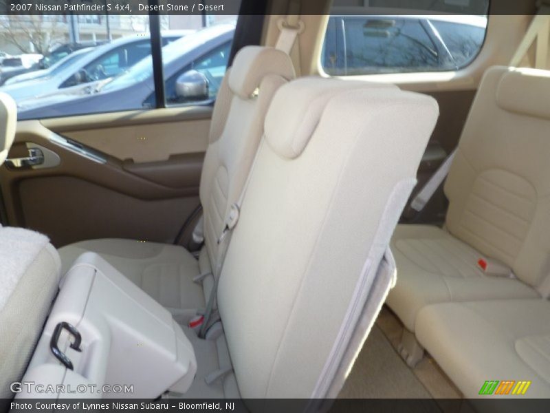 Desert Stone / Desert 2007 Nissan Pathfinder S 4x4