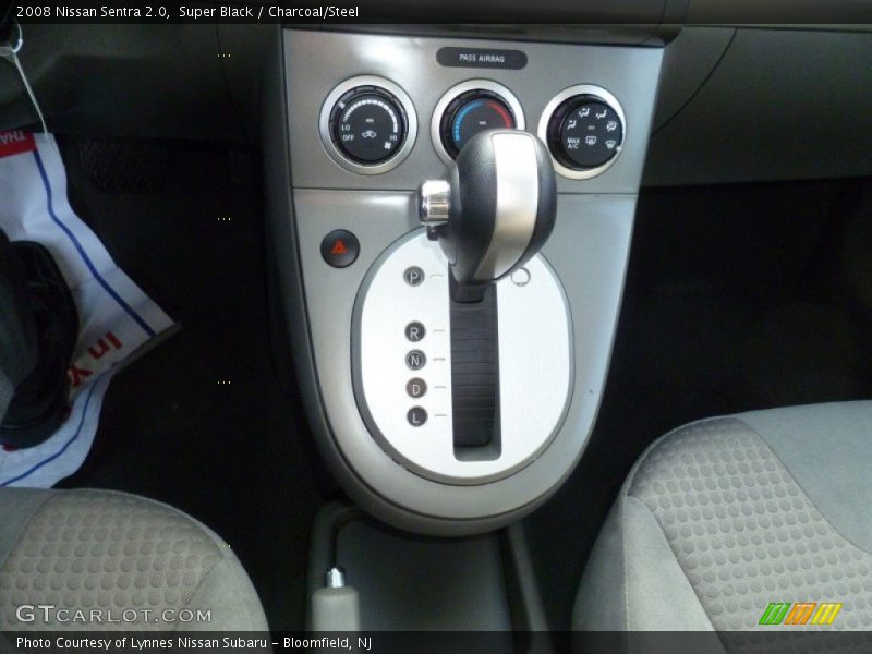 Super Black / Charcoal/Steel 2008 Nissan Sentra 2.0