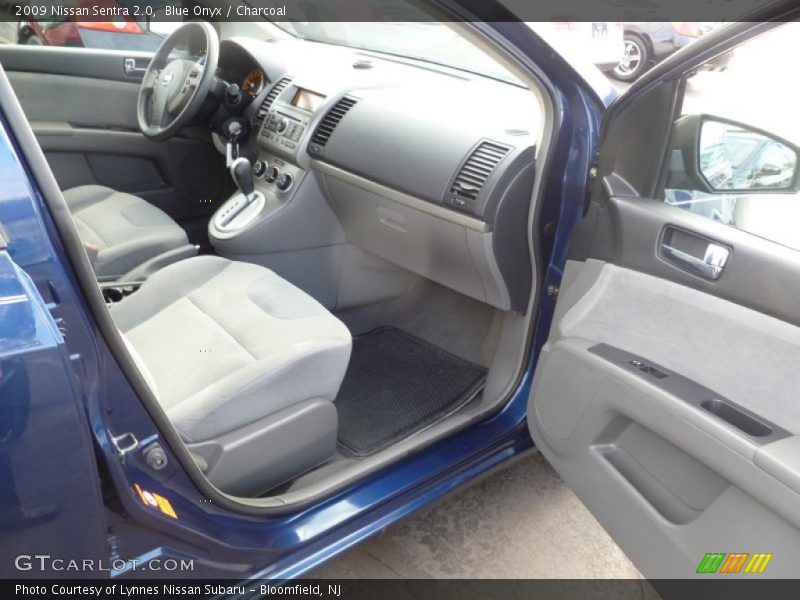 Blue Onyx / Charcoal 2009 Nissan Sentra 2.0