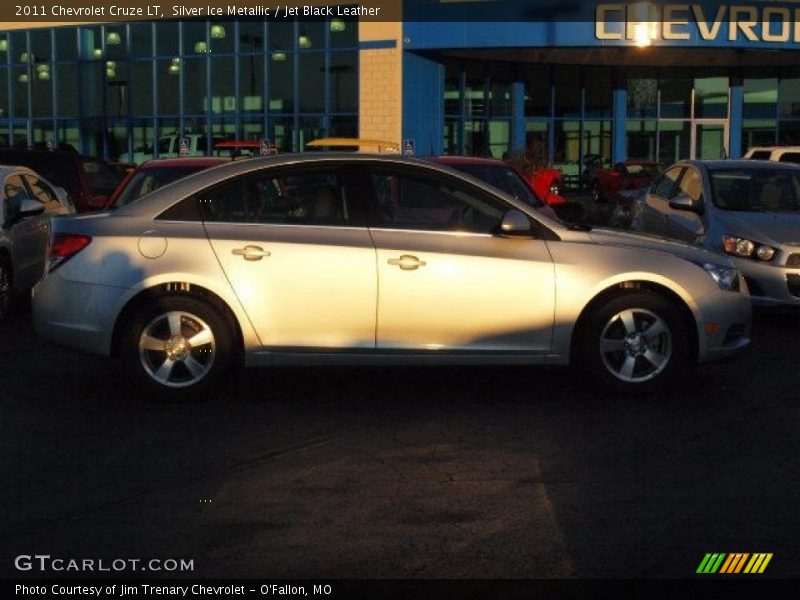 Silver Ice Metallic / Jet Black Leather 2011 Chevrolet Cruze LT