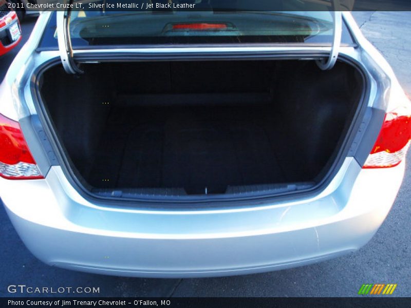 Silver Ice Metallic / Jet Black Leather 2011 Chevrolet Cruze LT
