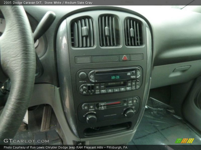 Stone White / Medium Slate Gray 2005 Dodge Caravan SXT